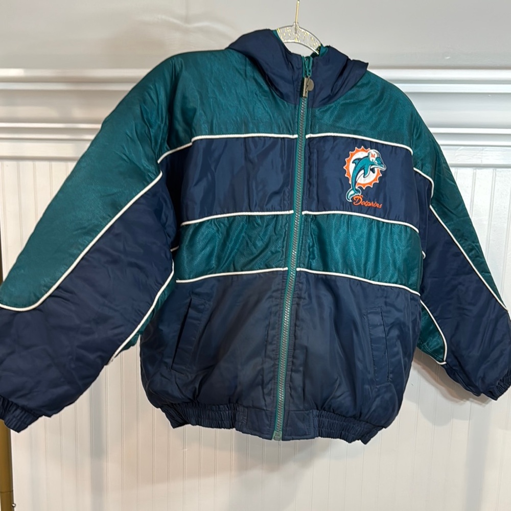 1990 Vintage Miami Dolphins Blue Puffer Jacket with Color-Blocked Design
